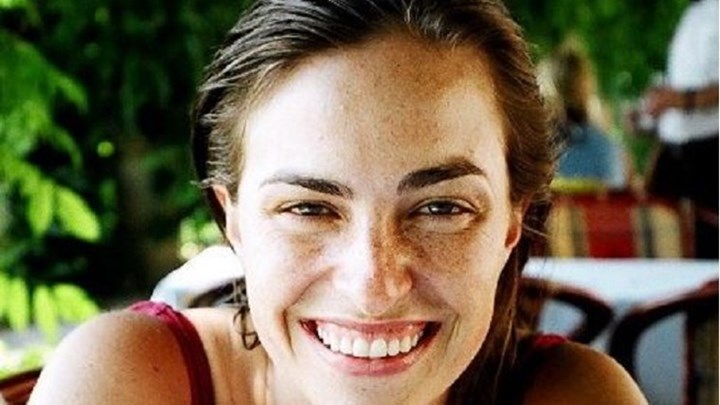 Η «επεισοδιακή» σχέση του Steve Jobs με την κόρη του – Οι σημαντικές αποκαλύψεις στη βιογραφία της