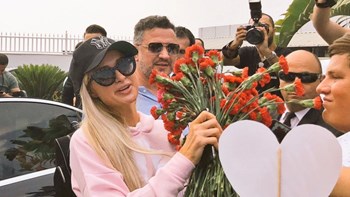 Η Πάρις Χίλτον στα Κατεχόμενα – ΦΩΤΟ