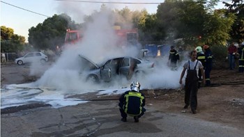 “Λαμπάδιασε” αυτοκίνητο στη Βραυρώνα – ΦΩΤΟ