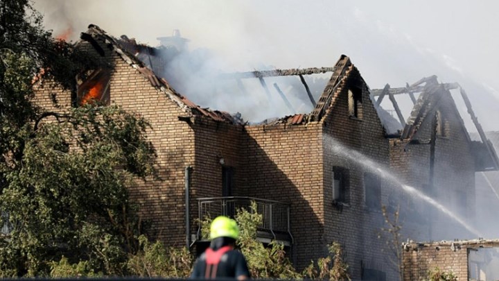 Τουλάχιστον 40 τραυματίες από πυρκαγιά στο Ζίγκμπουργκ της Γερμανίας
