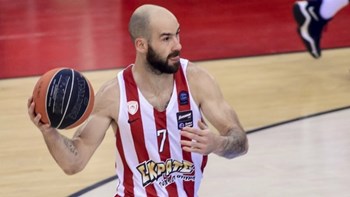 Η ξεχωριστή τούρτα του Σπανούλη – ΦΩΤΟ