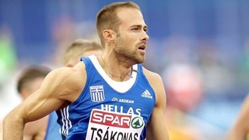 Εξαιρετική η εμφάνιση του Τσάκωνα: Πέρασε πρώτος στον ημιτελικό των 200μ.
