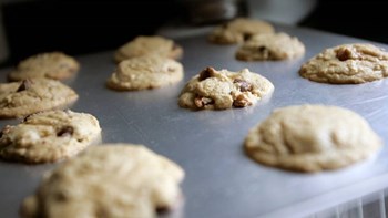 “Ψίχουλο- ψίχουλο” άρπαξε… 60.000 ευρώ από ταμείο φούρνου