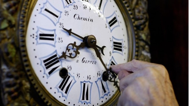 Υπέρ ή κατά της αλλαγής ώρας; – Πότε τελειώνει η ψηφοφορία