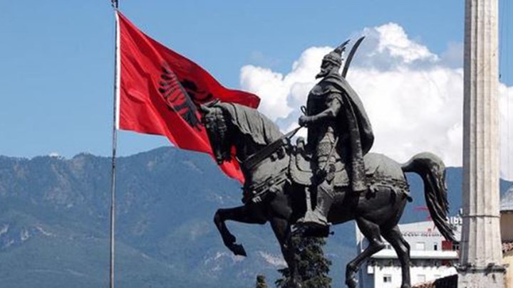 DW: To «φάντασμα» της Μεγάλης Αλβανίας