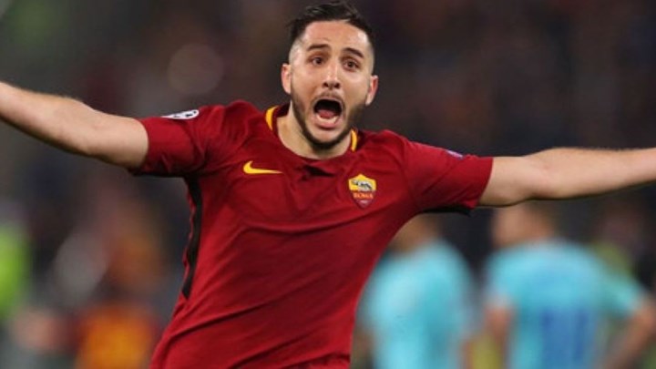 Τραγούδι για τον Μανωλά από Μαδριλένο κωμικό – ΒΙΝΤΕΟ