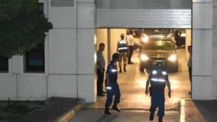 Οι πρώτες εικόνες από την απελευθέρωση των δύο Ελλήνων στρατιωτικών – ΦΩΤΟ – ΒΙΝΤΕΟ