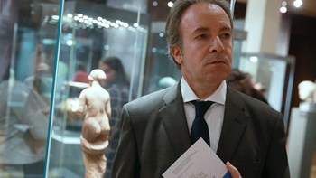 TASS: Τέλη Σεπτέμβρη φεύγει από τη Μόσχα ο ανακληθείς Έλληνας πρέσβης