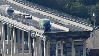 Τρία παιδιά ανάμεσα στους 39 νεκρούς στη Γένοβα- Συγκλονίζει η μαρτυρία του οδηγού που σώθηκε τη τελευταία στιγμή