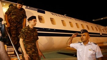 Τι αποκαλύπτουν κυβερνητικές πηγές για το παρασκήνιο της απελευθέρωσης των Ελλήνων στρατιωτικών