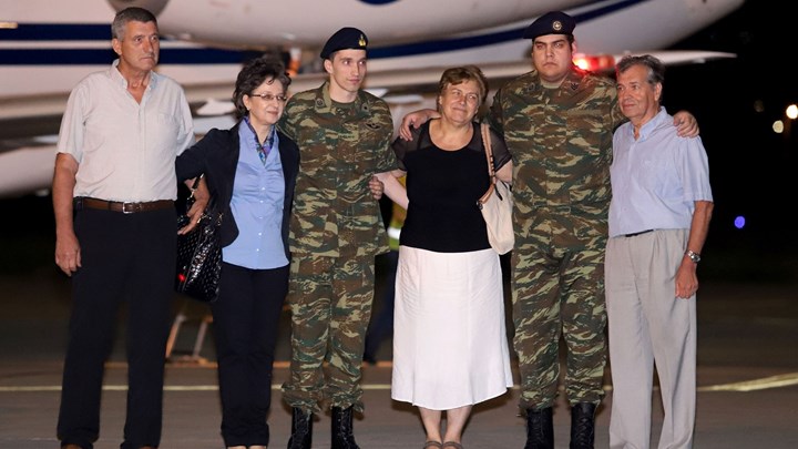 Στην Καστοριά ο Άγγελος Μητρετώδης: Σας ευχαριστώ όλους και χρόνια πολλά – BINTEO