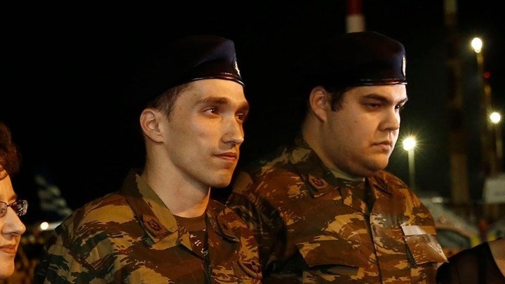 Μαξίμου: Έτσι οδηγηθήκαμε στην απελευθέρωση των δύο Ελλήνων στρατιωτικών
