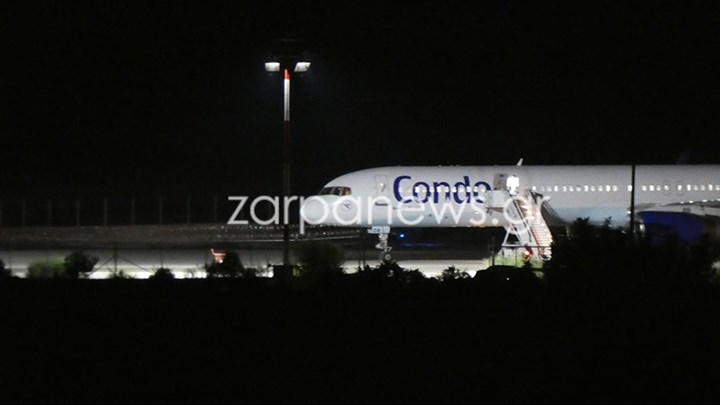 Αυτό είναι το αεροσκάφος που προσγειώθηκε στα Χανιά με τη συνοδεία F16 υπό την απειλή βόμβας – ΦΩΤΟ