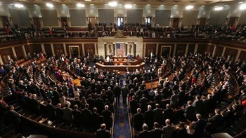 ΗΠΑ: Με νόμο, το Κογκρέσο ζητά έκθεση από Πεντάγωνο και Στέιτ Ντιπάρτμεντ για το εμπάργκο όπλων στην Κύπρο