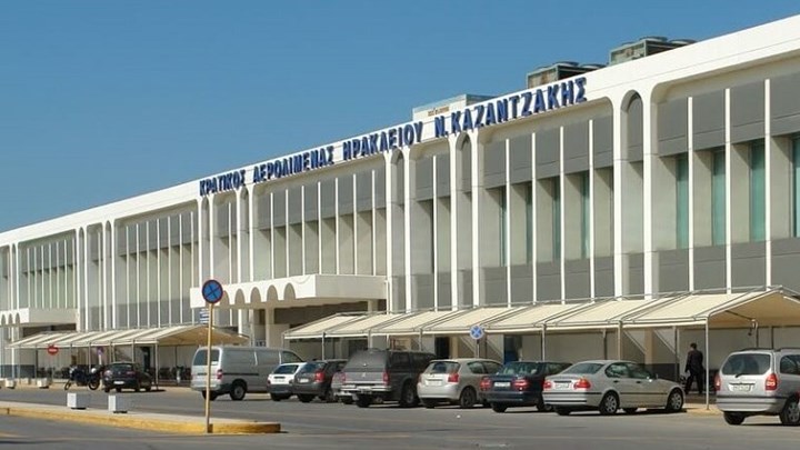 Συνελήφθησαν στην Κρήτη με πλαστά ταξιδιωτικά έγγραφα