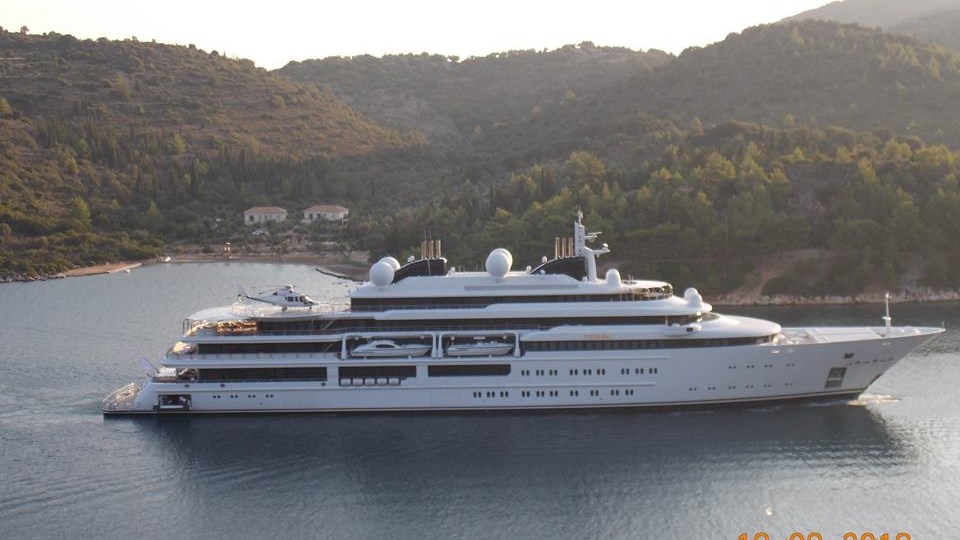 Η “KATARA” του Εμίρη έδεσε στην Ιθάκη και εντυπωσίασε τους πάντες – ΦΩΤΟ -ΒΙΝΤΕΟ