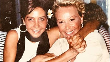 Το ”ευχαριστώ” της Μαρίας-Ελένης Λυκουρέζου για την αγάπη του κόσμου στη μητέρα της –  Τι απαντά στους επικριτές του πατέρα της – ΦΩΤΟ