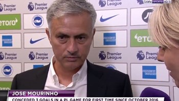 Στα όριά του ο Μουρίνιο – Απάντησε άκομψα σε γυναίκα ρεπόρτερ – ΒΙΝΤΕΟ