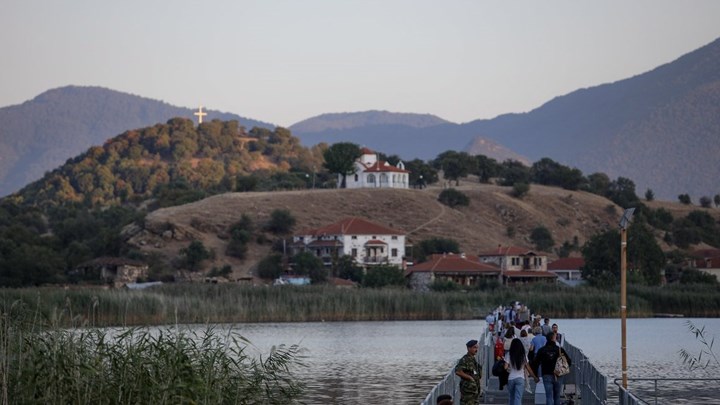Οι Πρέσπες γιατρεύουν τις πληγές του Εμφυλίου
