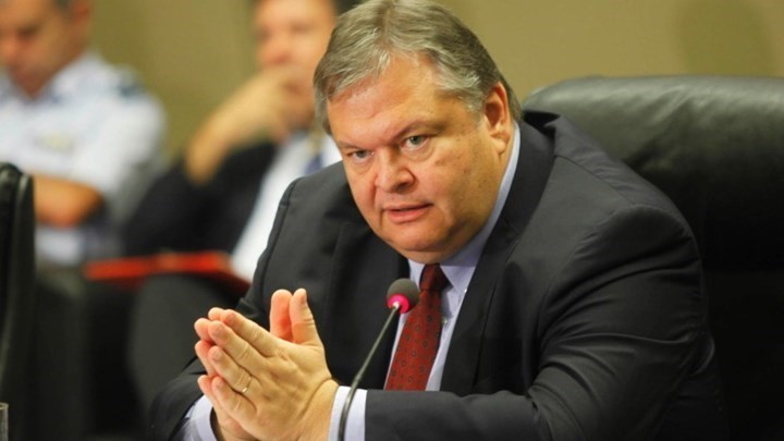 Βενιζέλος: Για πολλοστή φορά επιχειρείται να ακυρωθεί η κοινή λογική