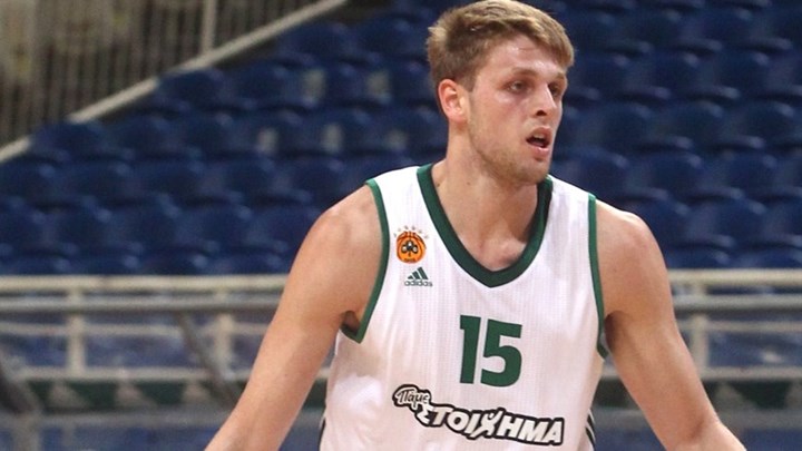 Ελεύθερος για… Ολυμπιακό ο Χαραλαμπόπουλος – Δεν θα πάρει αποζημίωση από τον Παναθηναϊκό