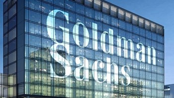 Διχάζει η απόφαση της Goldman Sachs να πληρώνει τις μητέρες για να στέλνουν στο σπίτι το μητρικό γάλα