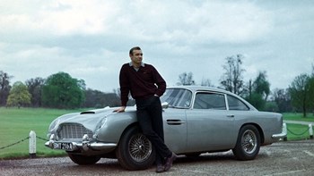 Ζήσε όπως ο Τζέιμς Μποντ – Πώς μπορείς να αποκτήσεις μία θρυλική Aston Martin DB5 – BINTEO
