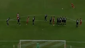 Το υπέροχο γκολ του Ολυμπιακού κόντρα στην Μπέρνλι – BINTEO