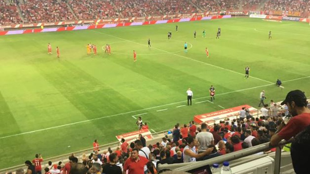 Live: Ολυμπιακός – Μπέρνλι 1-1 (33′)