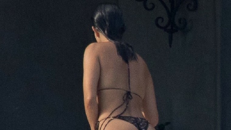 Αυτή είναι η λιγότερο εντυπωσιακή αδερφή Καρντάσιαν – Ποζάρει με το μπικίνι της στο Μεξικό – ΦΩΤΟ