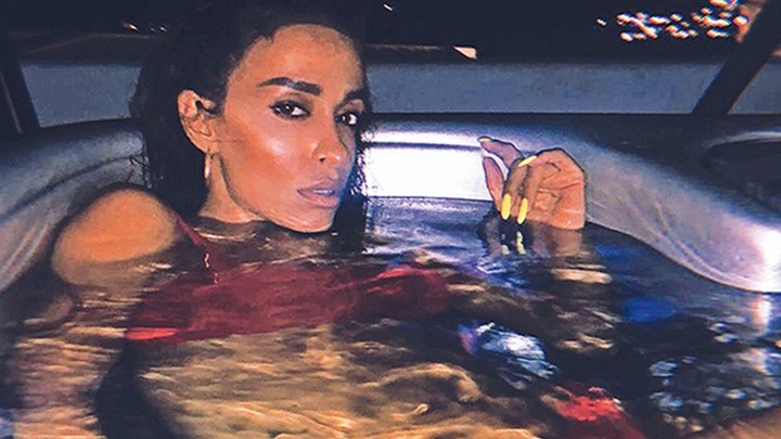 Η Ελένη Φουρέιρα ποζάρει σε… τζακούζι και σαγηνεύει τους θαυμαστές της – ΦΩΤΟ