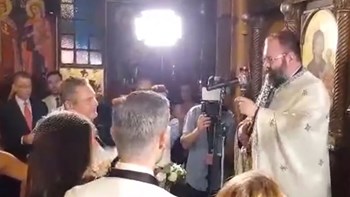 Ιερέας τα… «έψαλε» στον Πάνο Καμμένο – ΒΙΝΤΕΟ