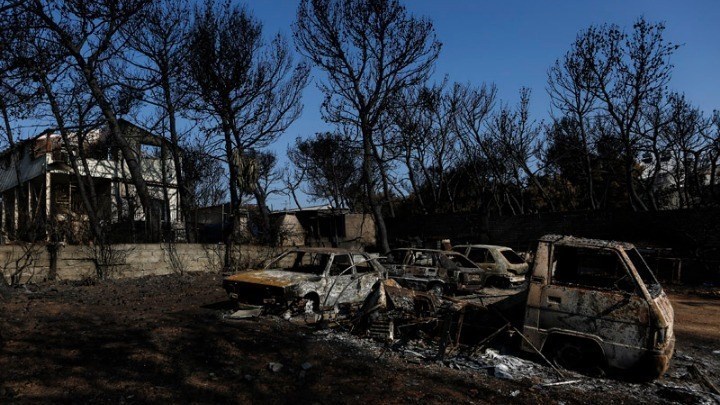 Στους 97 οι νεκροί από τη φωτιά – Υπέκυψε εγκαυματίας