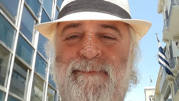 Το «Run for your wife» του Ρέι Κούνεϊ ετοιμάζει ο Θωμόπουλος!