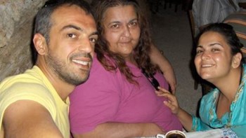 H συγκλονιστική αποκάλυψη της κόρης της Μπετίνη – Η σχέση της με τον Άγιο Φανούριο