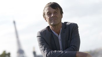 Παραιτήθηκε ο Νικολά Ιλό – Το νούμερο 3 της κυβέρνησης Μακρόν