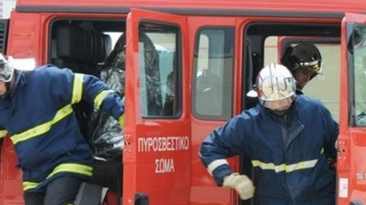 Πυρκαγιά στη Βραυρώνα – ΤΩΡΑ