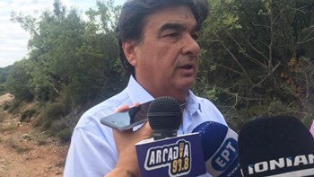 Σοκάρει ο Αντιπεριφερειάρχης Αρκαδίας: Δεν απέμεινε τίποτα από το αεροσκάφος – Ο πιλότος κρατούσε ακόμα το πηδάλιο