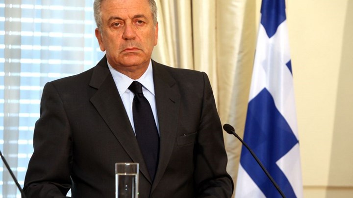 Αβραμόπουλος: Η συναίνεση είναι προϋπόθεση για να προχωρήσει η χώρα μπροστά