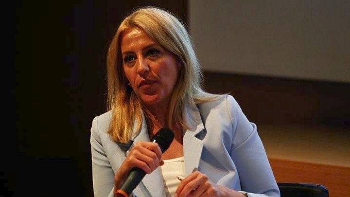 Δούρου: Υποκρισία και πρόκληση, να μας κατηγορούν για απουσία από το μέτωπο της φωτιάς