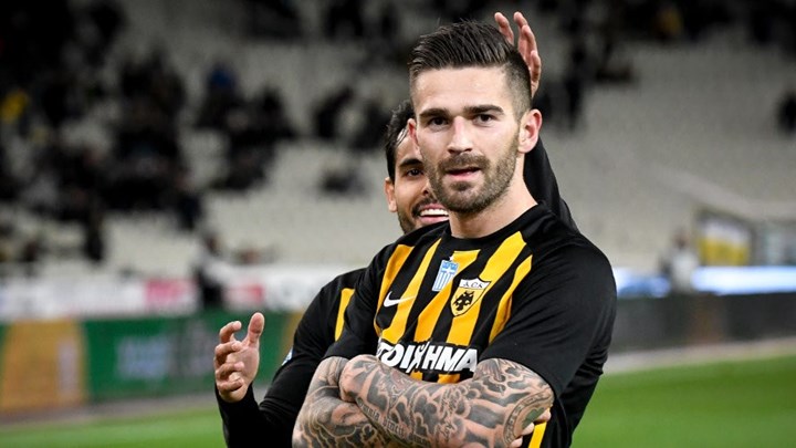 Ξύλο και αποβολή του Λιβάγια στο τέλος του αγώνα της ΑΕΚ με την Βίντι