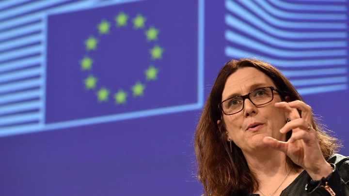 Επίτροπος Εμπορίου Ε.Ε. : Έχουμε βαθιές διαφωνίες με τις ΗΠΑ όσον αφορά την εμπορική πολιτική