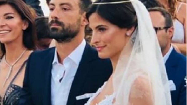 Οι πρώτες ΦΩΤΟ από τον γάμο του Σάκη Τανιμανίδη με τη Χριστίνα Μπόμπα
