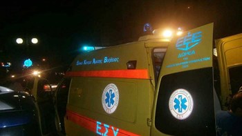 Σύγκρουση λεωφορείου με αυτοκίνητο – Δύο τραυματίες