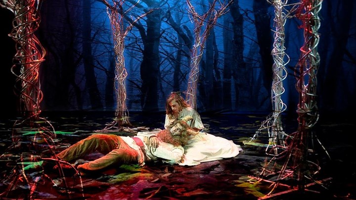 «Η πεντάμορφη και το τέρας» με την υπογραφή της Μαριάννας Τόλη