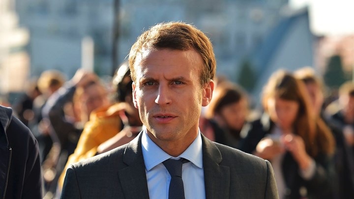 Πτώση δέκα μονάδων σημείωσε η δημοτικότητα του Μακρόν – Το χαμηλότερο ποσοστό από την εκλογή του – ΦΩΤΟ