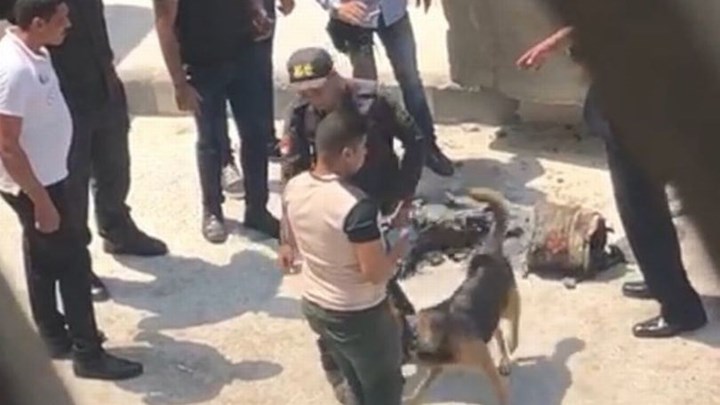 Οι πρώτες εικόνες από το σημείο της έκρηξης κοντά στην αμερικανική πρεσβεία στο Κάιρο – ΦΩΤΟ