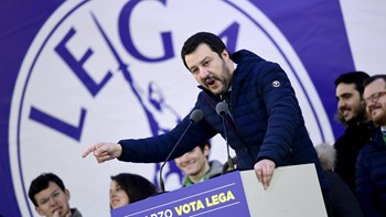 Σημαντική άνοδος της Λέγκα στην Ιταλία – Στο χαμηλότερο ποσοστό του ο Μπερλουσκόνι