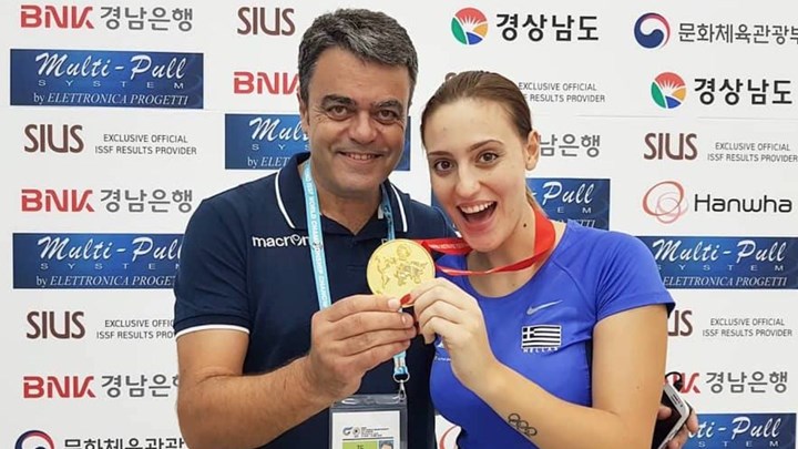 Η Άννα Κορακάκη στον Realfm 97,8 για την κατάκτηση του χρυσού μεταλλίου στο παγκόσμιο πρωτάθλημα