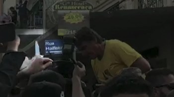 Βραζιλία: Μαχαίρωσαν τον ακροδεξιό υποψήφιο για την προεδρία – ΒΙΝΤΕΟ